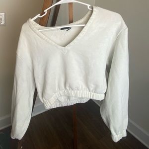 Urban outfitters cropped white sweatshirt XS TP